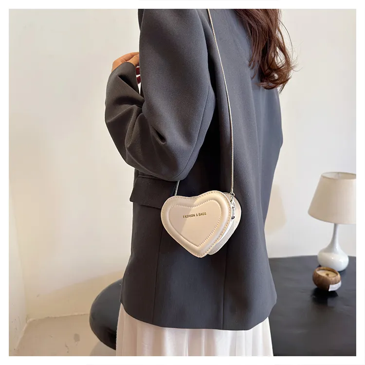 RIVMIND PU Heart Shaped Bag Shoulder Bag Regular Women's White/Silver/Rose Red/Green/Black-2