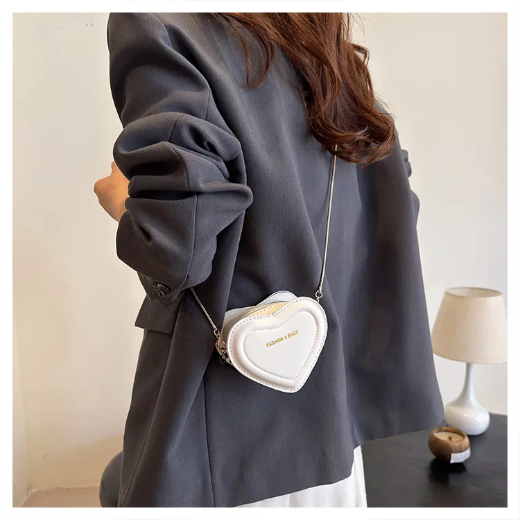 RIVMIND PU Heart Shaped Bag Shoulder Bag Regular Women's White/Silver/Rose Red/Green/Black-5