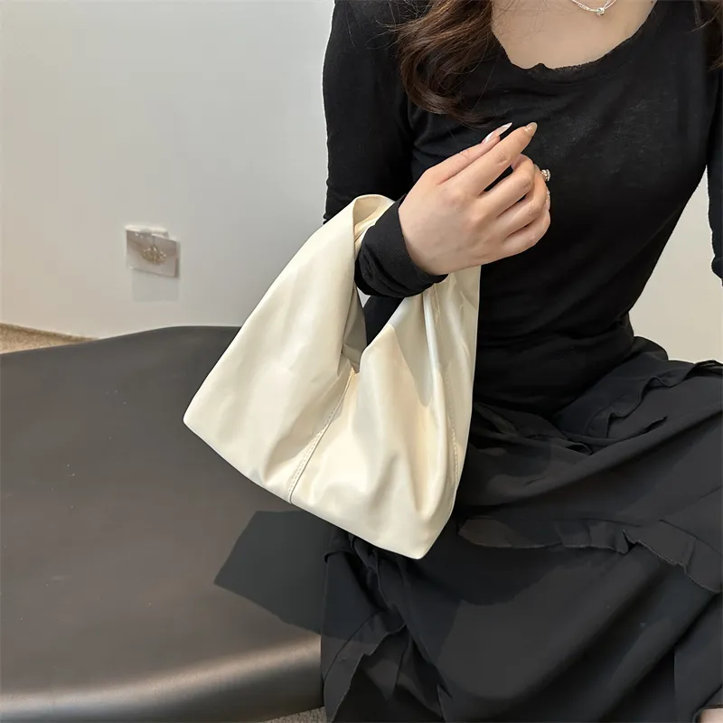 RIVMIND PU Handbag Regular Women's White Black Green Brown-4