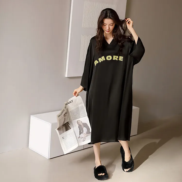 Yue Nei Nightgown Women's Elegant Black-4