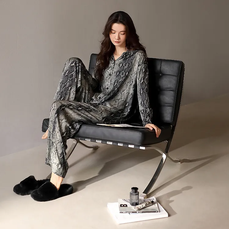 Yue Nei Pajama Set Women's Jet Black Ink-4