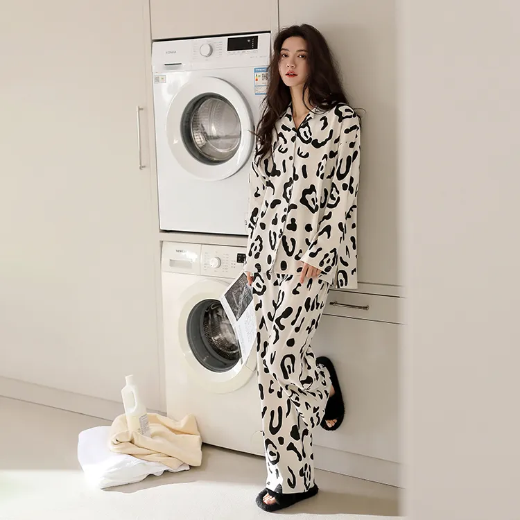 Yue Nei Women's Pajama Sets-7
