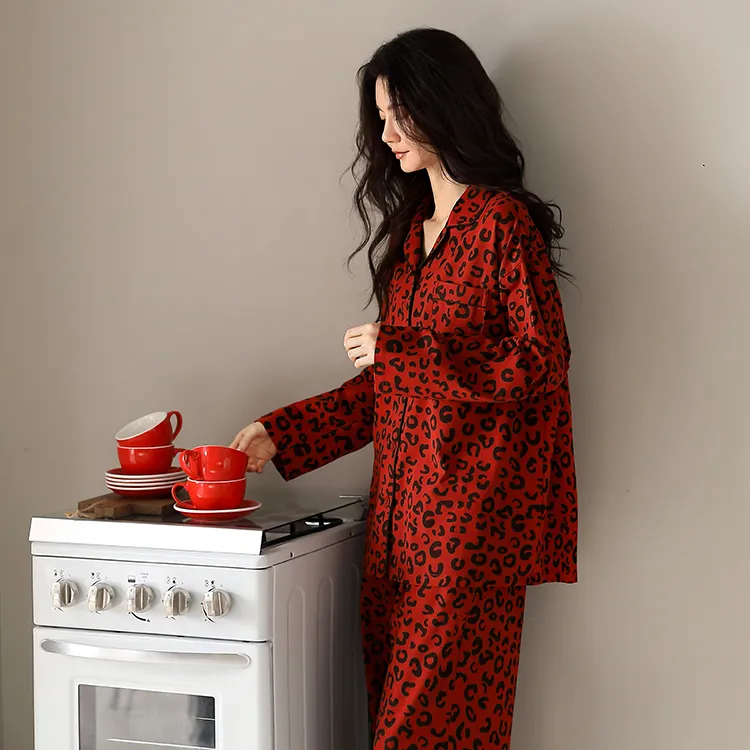 Yue Nei Women's Pajama Sets-4