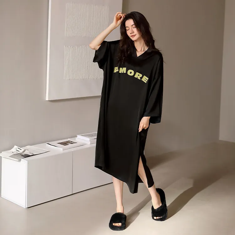 Yue Nei Nightgown Women's Elegant Black-2