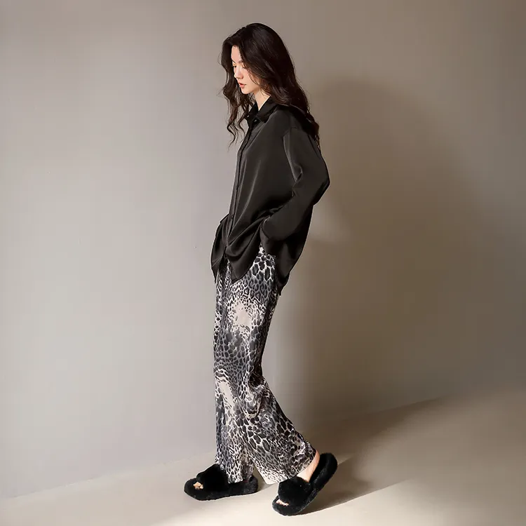 Yue Nei Pajama Set Women's Elegant Black-2