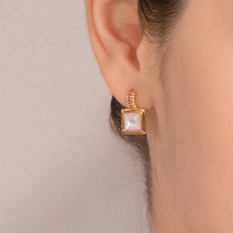BABYBEI Mother Of Pearl Clip On Earrings Women's-4