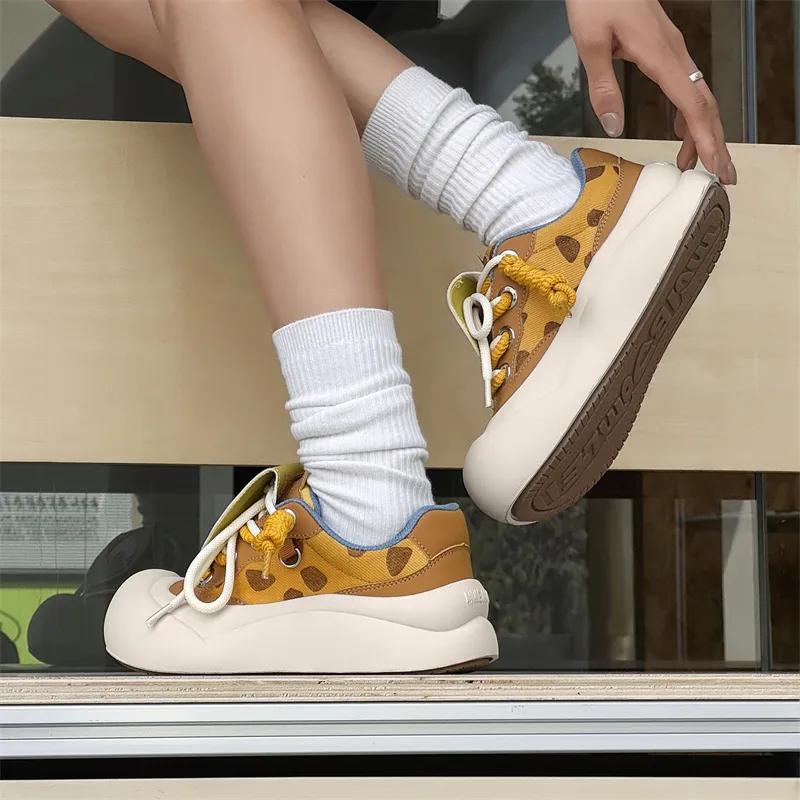 MUYI Breathable Height Increase Low Top Skateboard Shoes Unisex-17