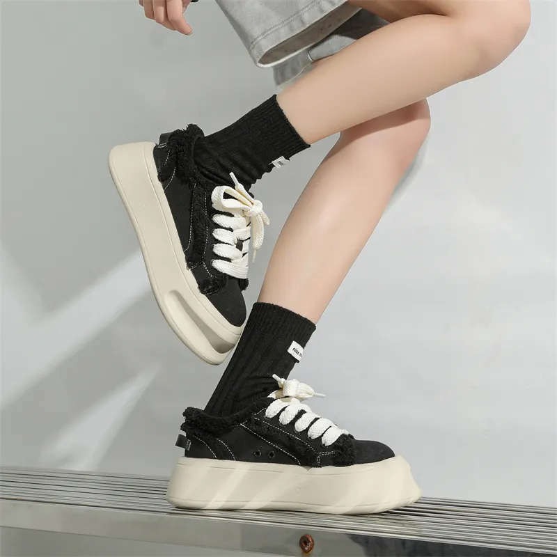 MUYI Low Top Skateboard Shoes Unisex-24