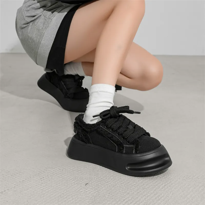 MUYI Low Top Skateboard Shoes Unisex-17