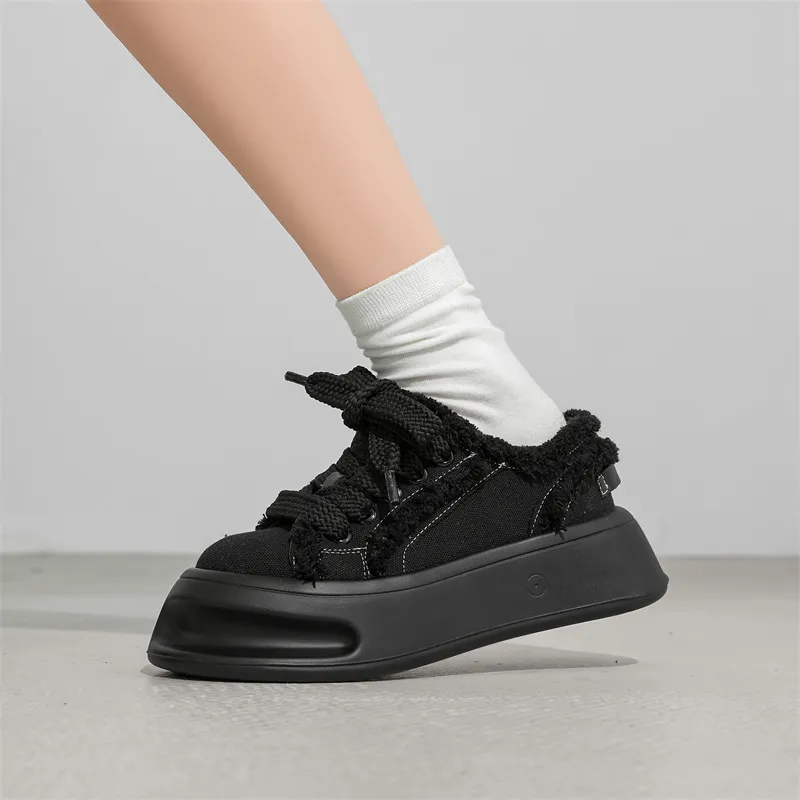 MUYI Low Top Skateboard Shoes Unisex-19