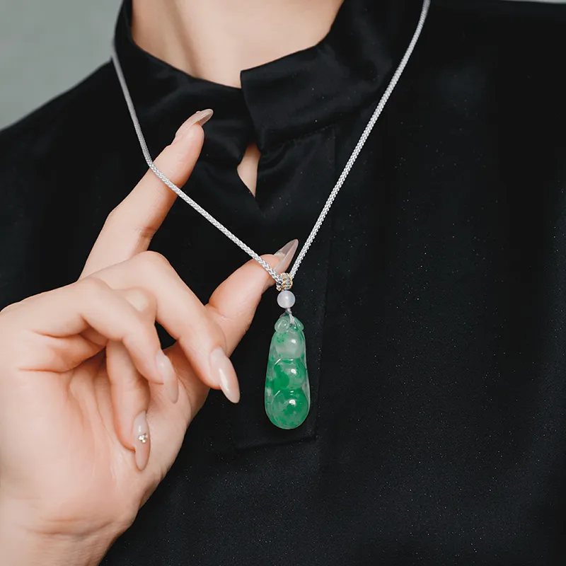 CHOW TAI SENG African Emerald Necklaces Unisex-4
