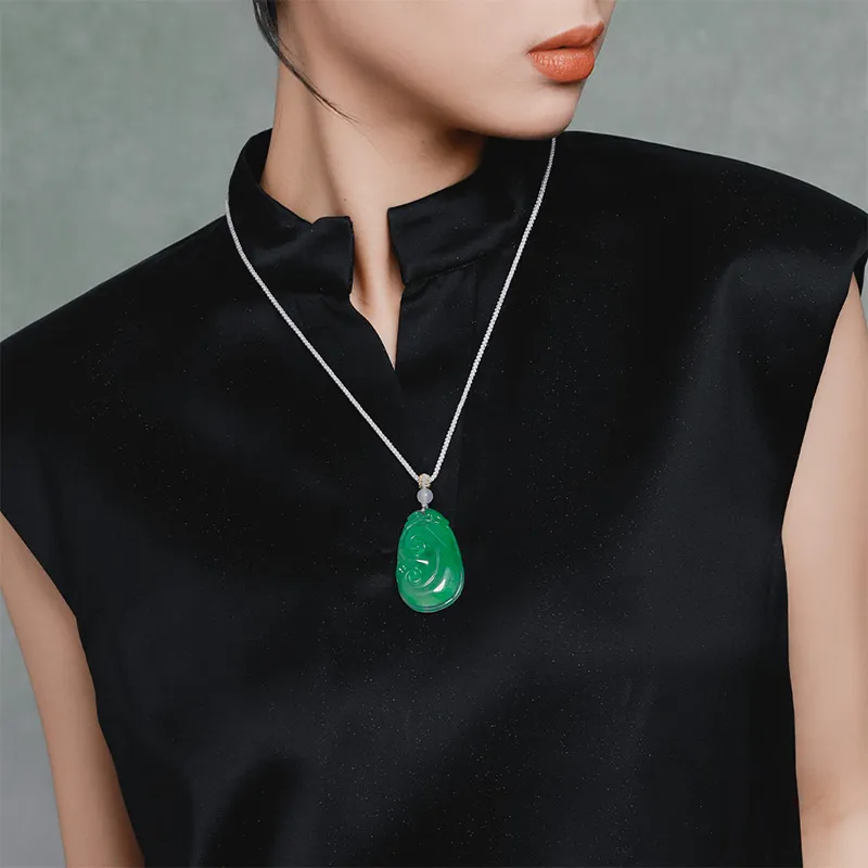 CHOW TAI SENG African Emerald Necklaces Unisex-3