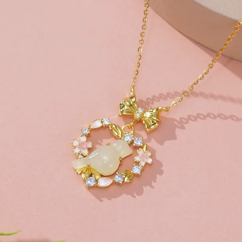 CHOW TAI SENG Necklaces Pale Greenish White Jade Women's-3