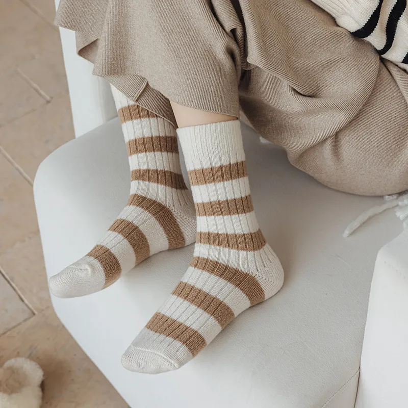 MIIOW Mid Calf Socks Women's 5 Pack-16