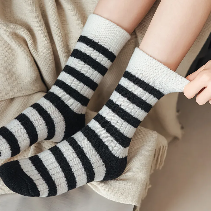 MIIOW Mid Calf Socks Women's 5 Pack-35