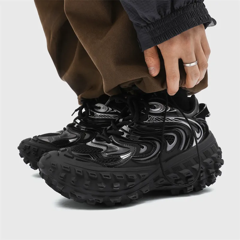 BLVCK PARIS Low Top Chunky Sneakers Unisex Black-6
