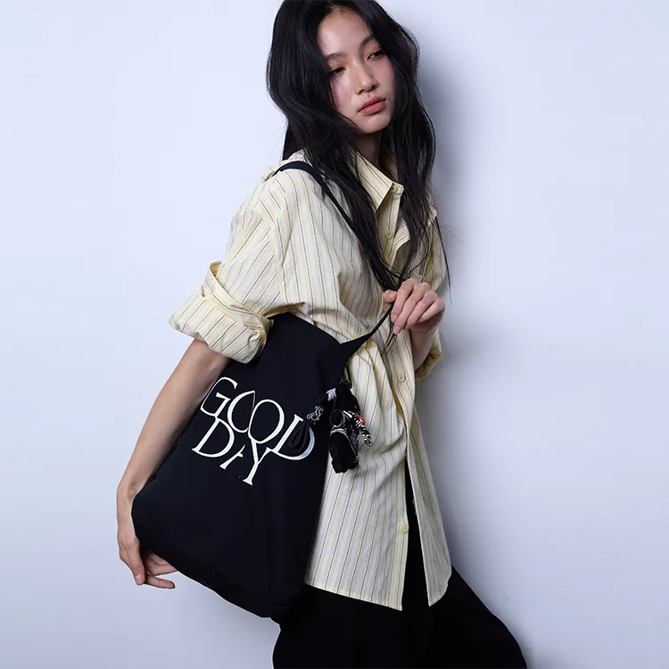 BEASTER Cotton Shoulder Bag Women's Black-2