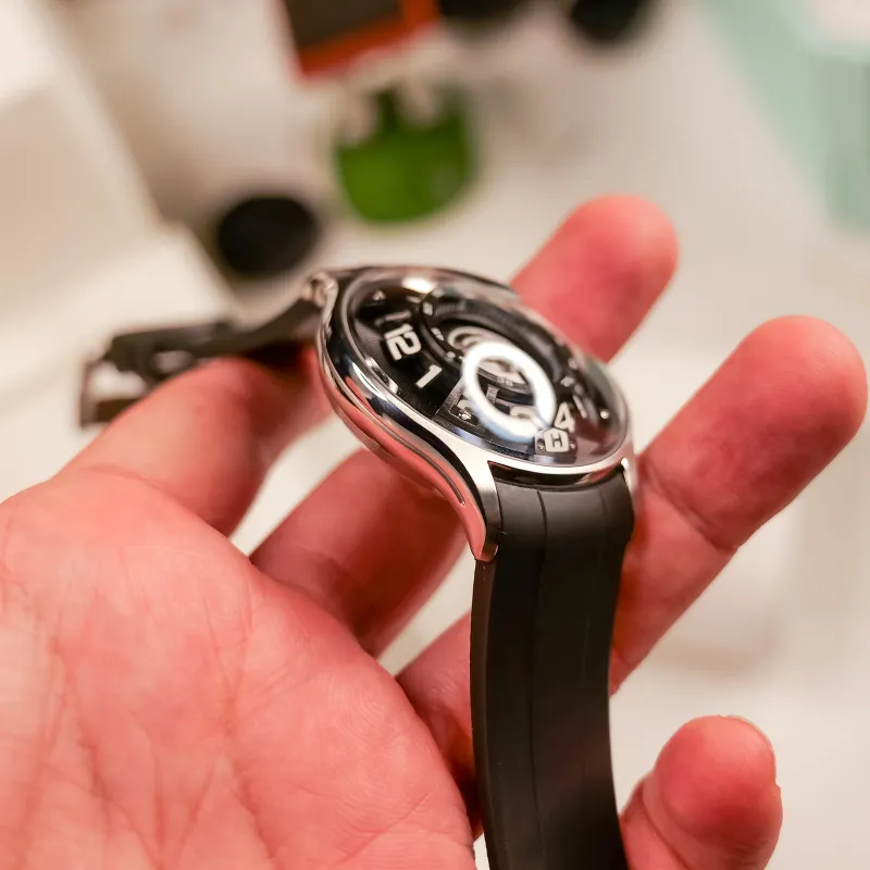 REEF TIGER Automatic Mechanical Movement Rubber Strap Watch Unisex Black Dial OBL BLM FX-15