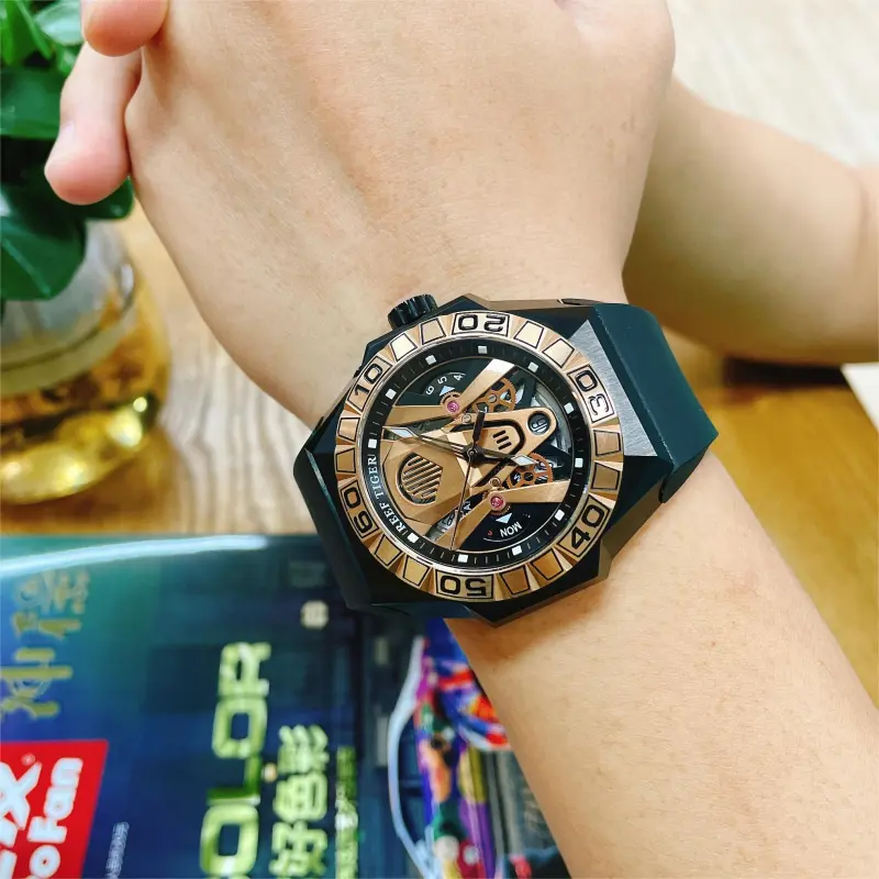REEF TIGER Black Shark Collection Automatic Mechanical Movement Watch Men's Watches Gold Dial RGA6922-BPR-3