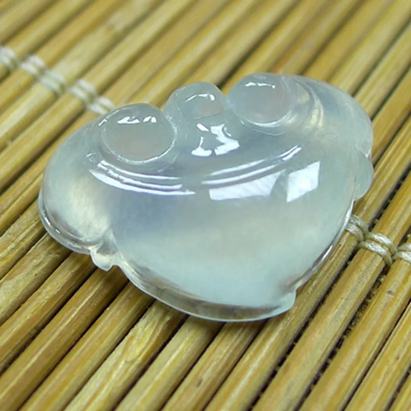 Jade Blossom Glutinous Jade Jadeite Pendants Unisex-1