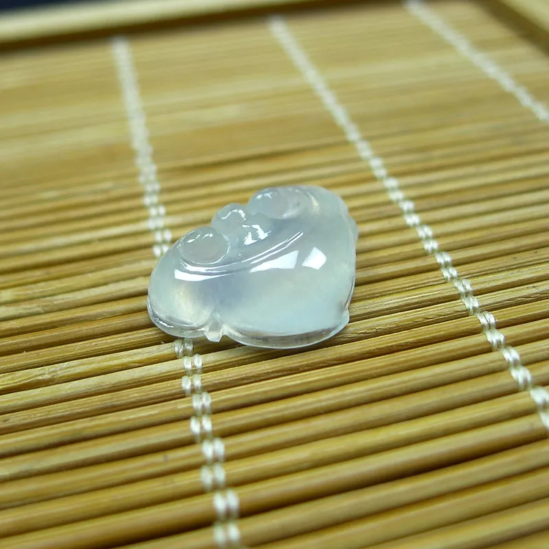 Jade Blossom Glutinous Jade Jadeite Pendants Unisex-4