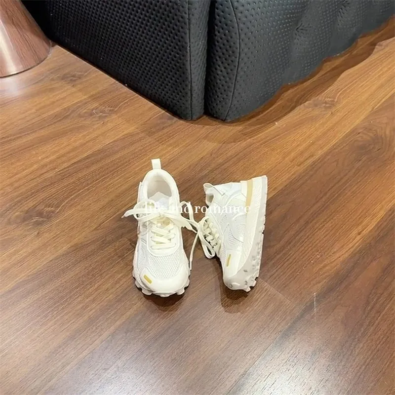 QING MISS Non slip Lightweight Low Top Casual Shoes Women's White-4
