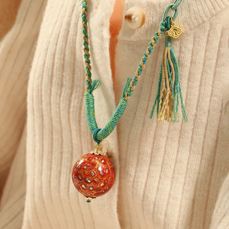 LIBALU Lacquer Necklaces Unisex-1
