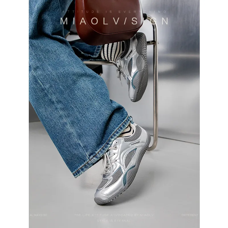 Wonderful Couple Anti-Slip Wear-Resistant Breathable Lightweight Low-Top Casual Shoes Women's Moonlight Silver-6