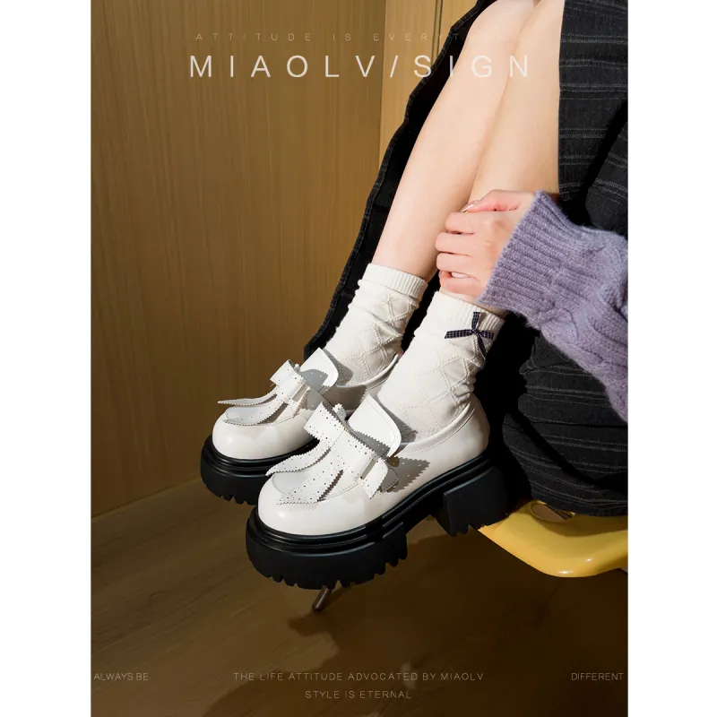 Wonderful Couple Loafers Women's-1