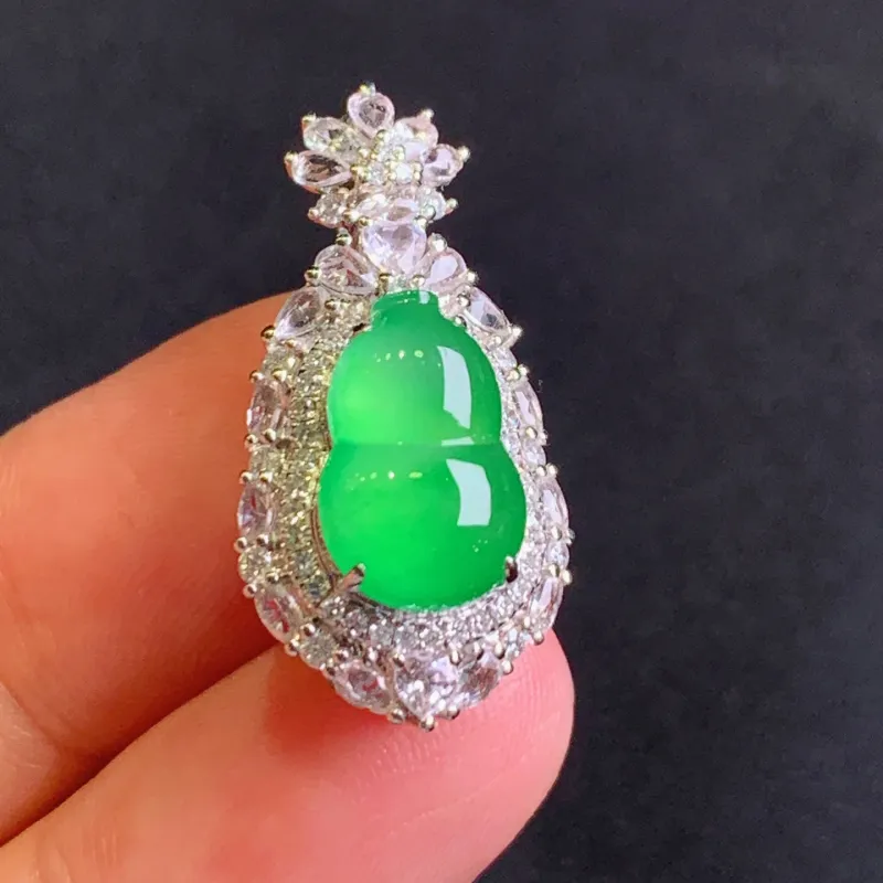 Xiangyan Ice Glutinous Jadeite Necklaces Women's-1