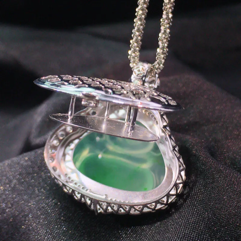 Xiangyan Ice Type Jadeite Necklaces Unisex-5