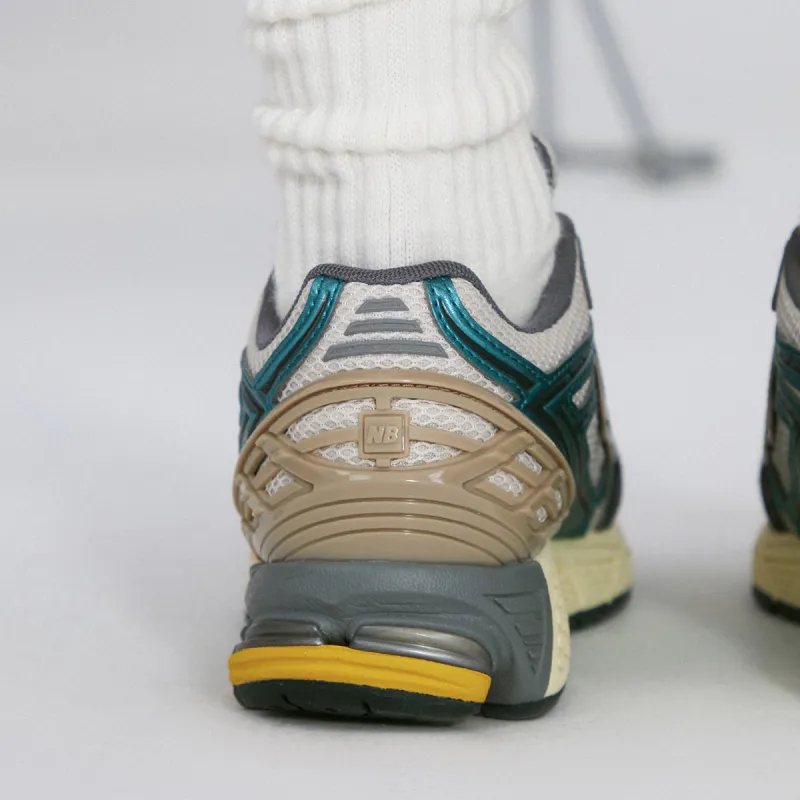 New Balance 1906R New Spruce-12