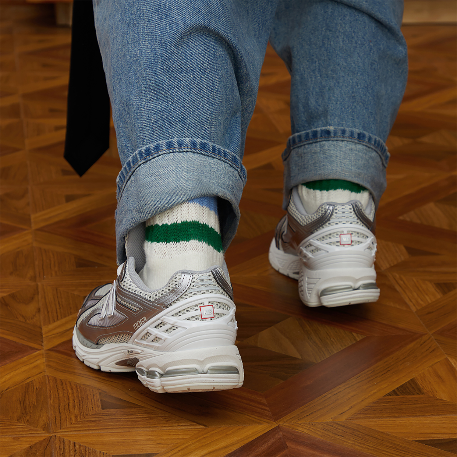 スニーカー New Balance 1906R Urbancore Silver New Balance 1906R Urbancore Silver Men's - M1906RCB - US