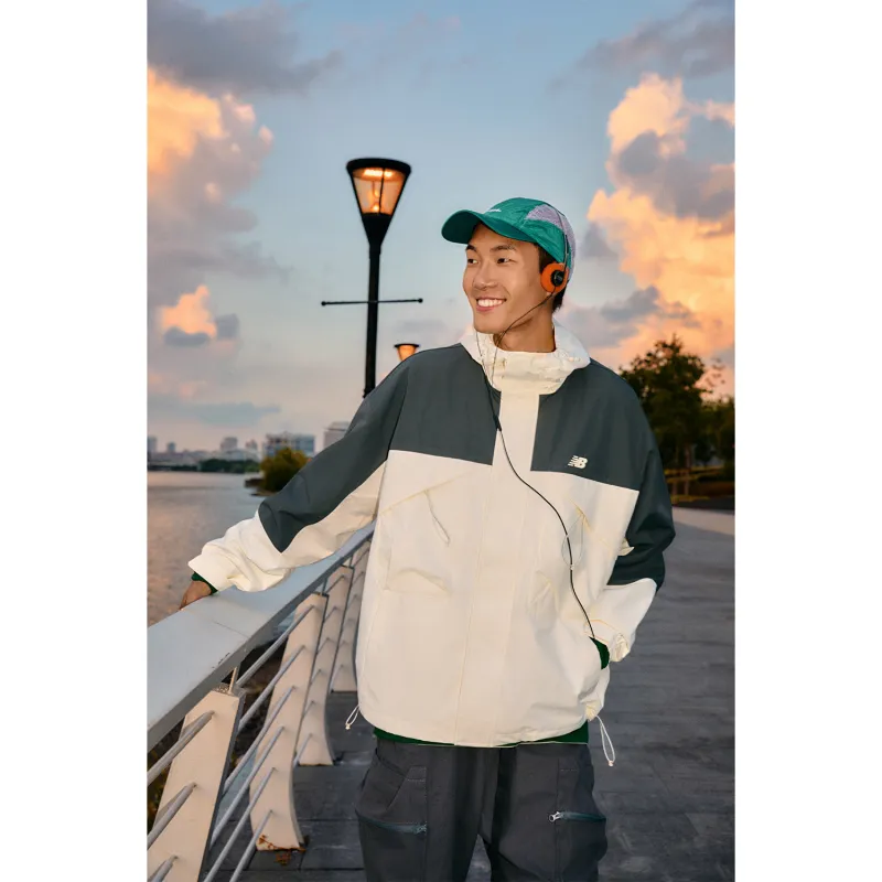 New Balance Jackets & Coats Unisex Black White-10