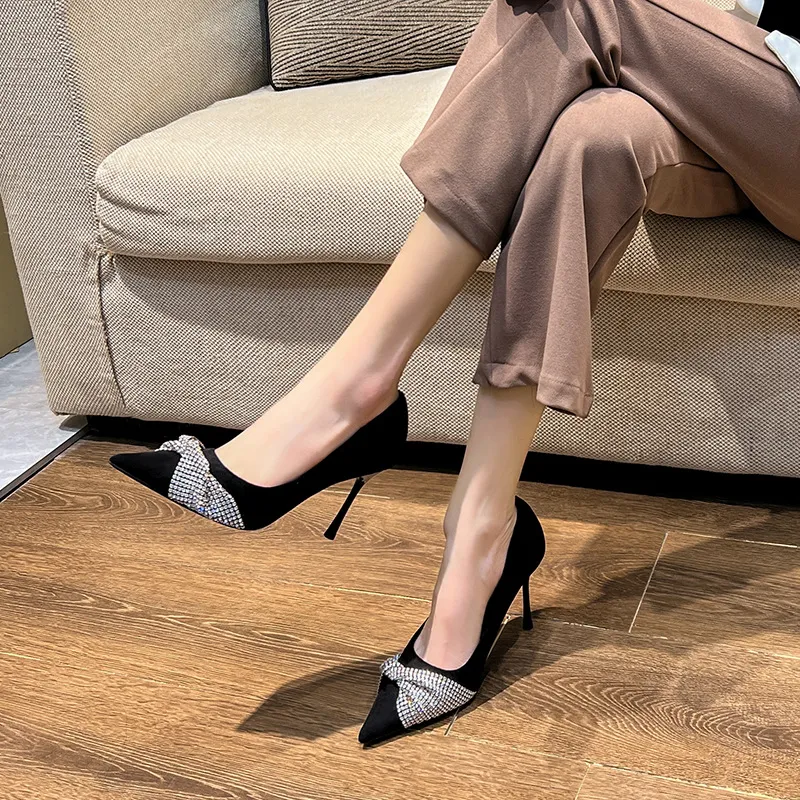 Luji Slim Heel High Heels Women's Black-3