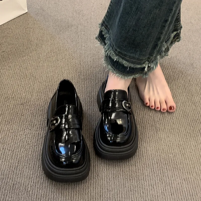 Luji Loafers Women's-9