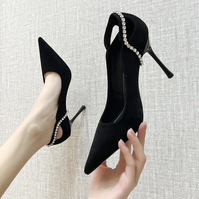 Luji Slim Heel High Heels Women's Black-5