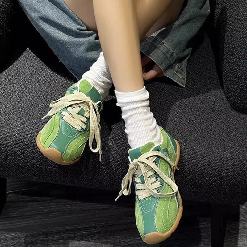 A Poinsettia Princess Chunky Sneakers Women's-10