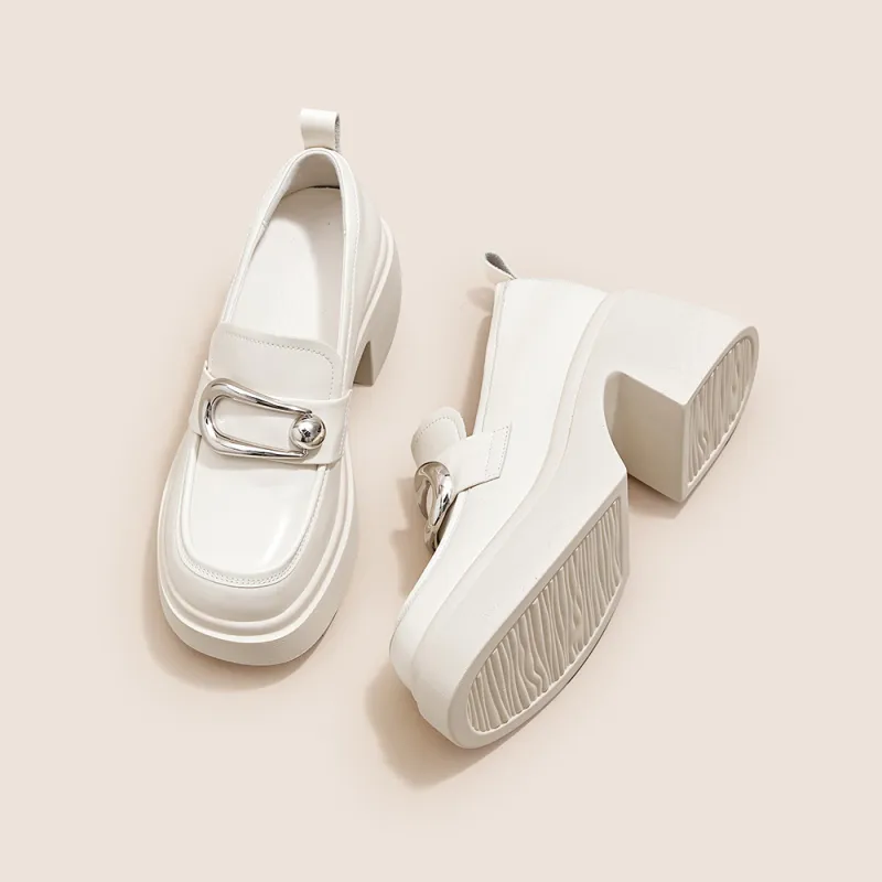 A Poinsettia Princess Loafers Women's-7
