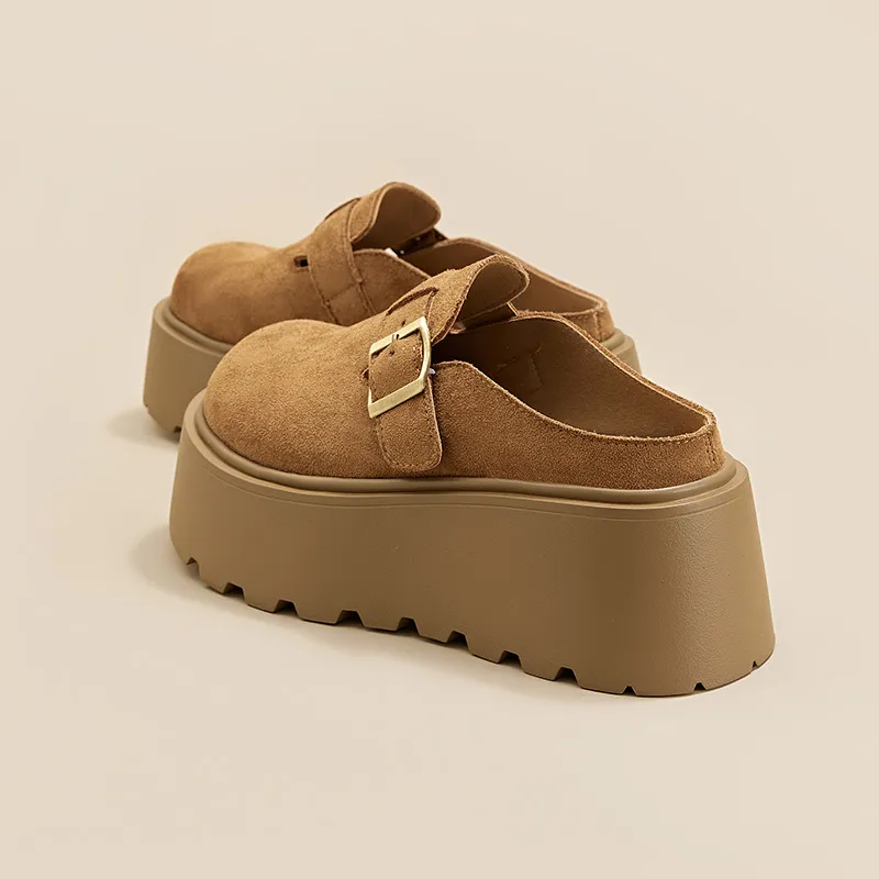 A Poinsettia Princess Closed Toe Slippers Women's-1