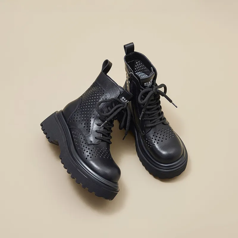 A Poinsettia Princess Ankle Boots Women's-11