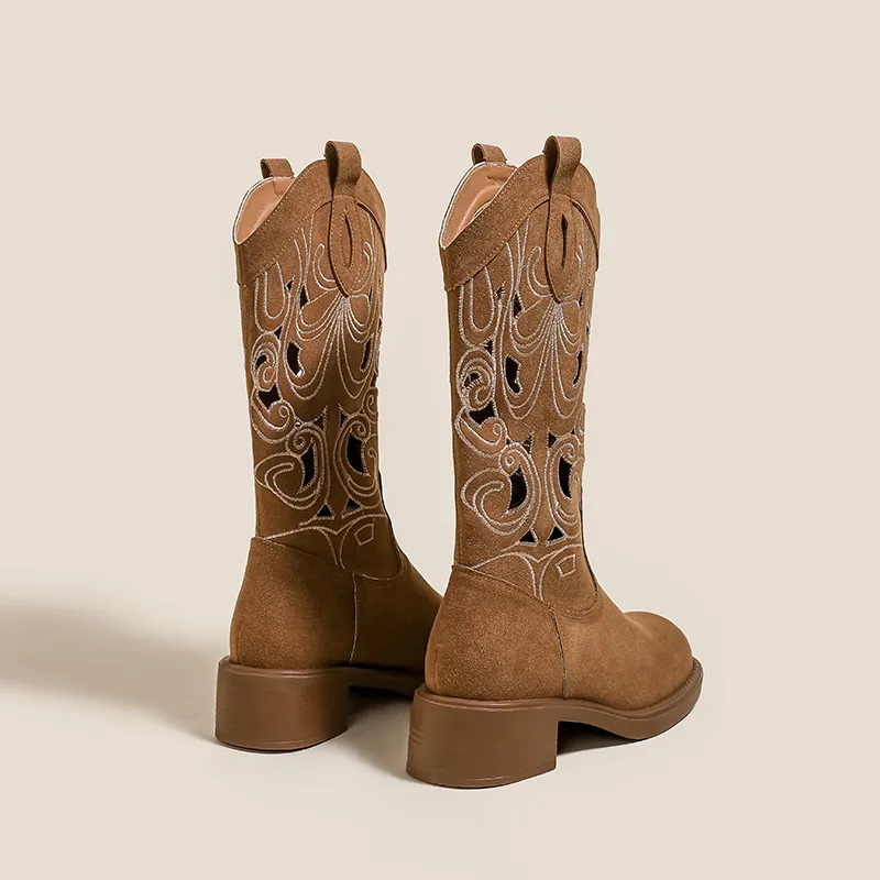 A Poinsettia Princess Outdoor Boots Women's-8