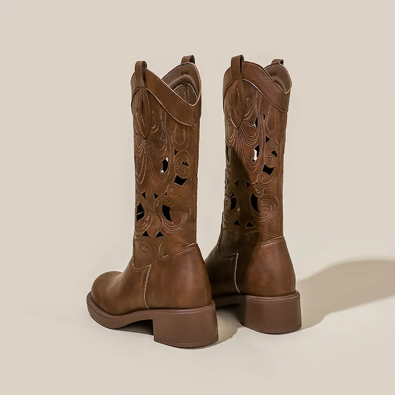 A Poinsettia Princess Outdoor Boots Women's-4