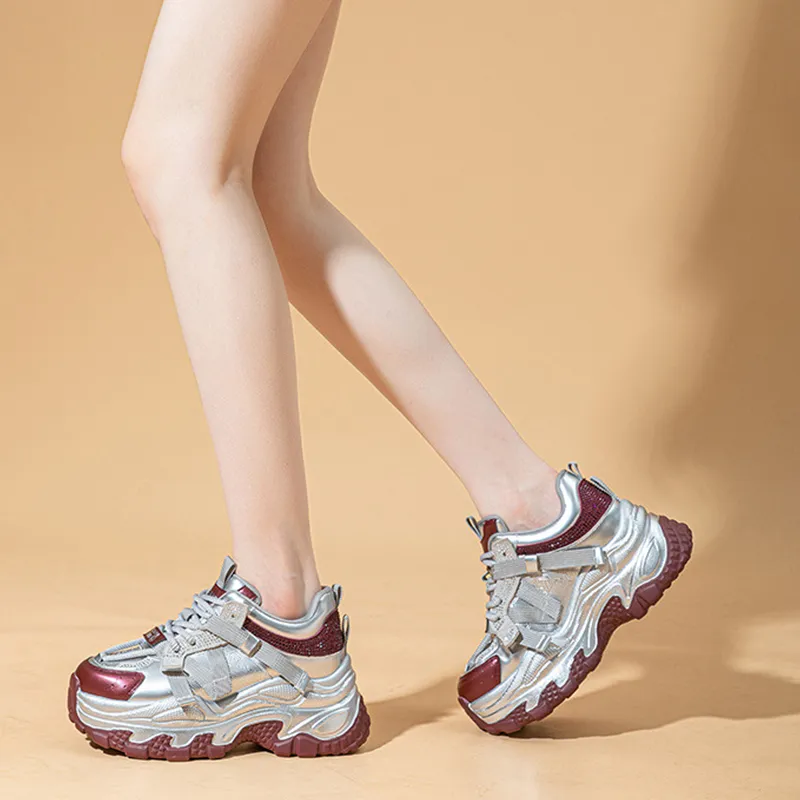 A Poinsettia Princess Chunky Sneakers Women's-7