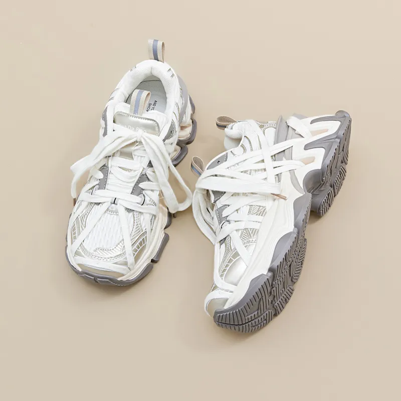 A Poinsettia Princess Low Top Chunky Sneakers Women's-9
