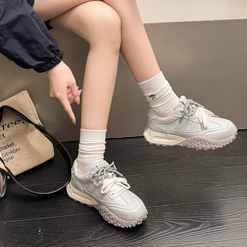 A Poinsettia Princess Low Top Chunky Sneakers Women's-7