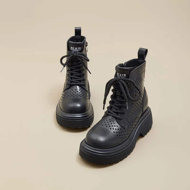 A Poinsettia Princess Ankle Boots Women's-10