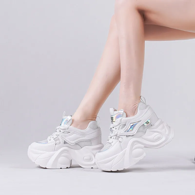A Poinsettia Princess Chunky Sneakers Women's-1