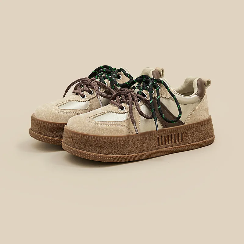 A Poinsettia Princess Low Top Skateboard Shoes Women's-6