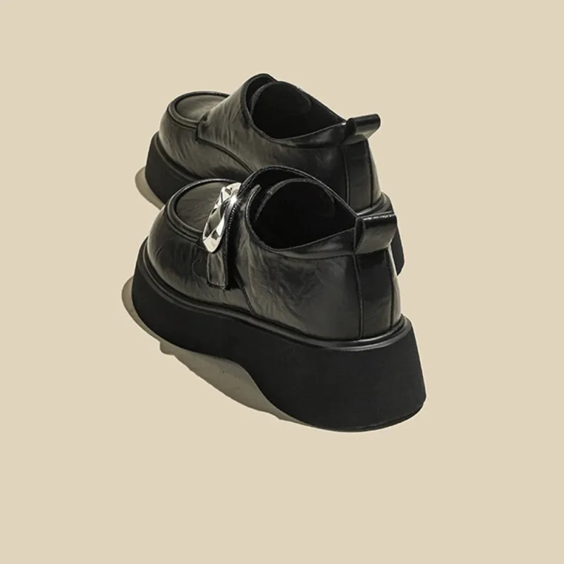 A Poinsettia Princess Loafers Women's-6
